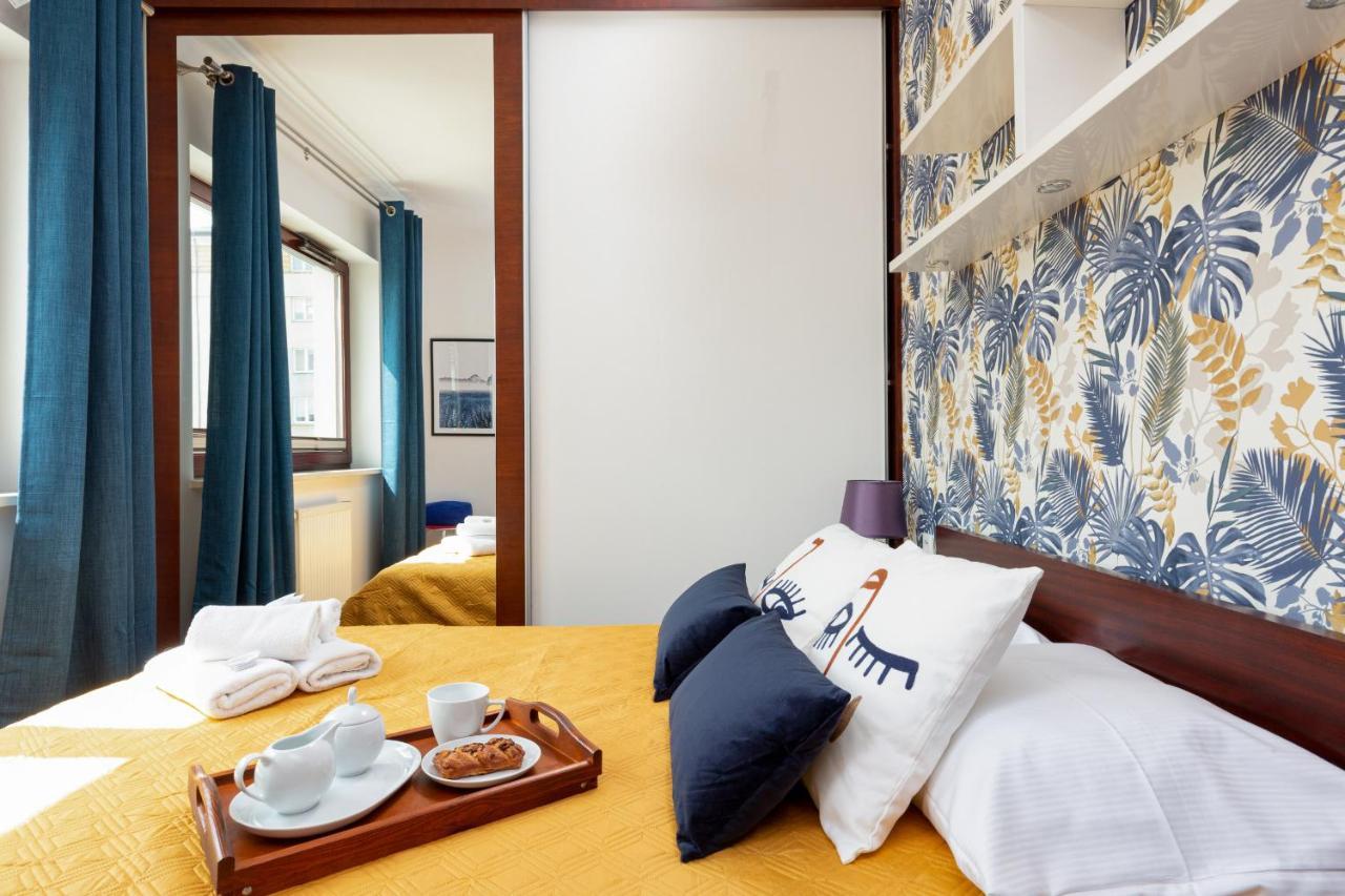 Spacious Suite With A Hammock And Terrace By Renters Prestige Varsóvia Exterior foto